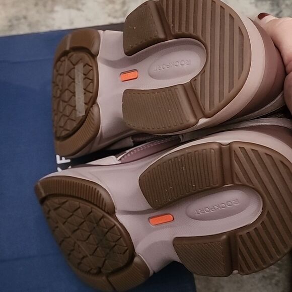 Stylish Pink Sneakers Rockport brand  Nib size 9 - Picture 9 of 10